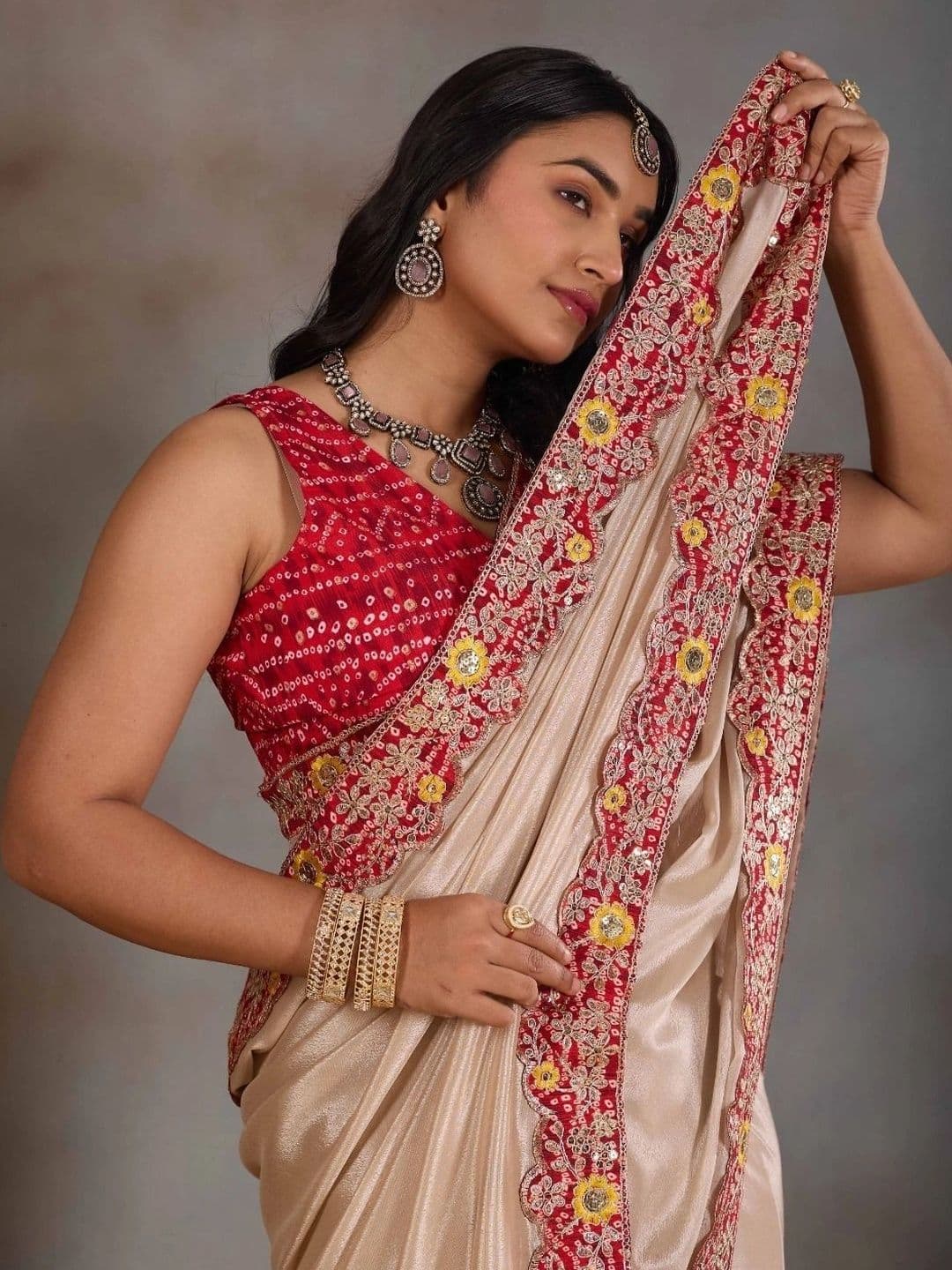 RENBRIZA Floral Embroidered Silk Blend Saree thumbnail 7