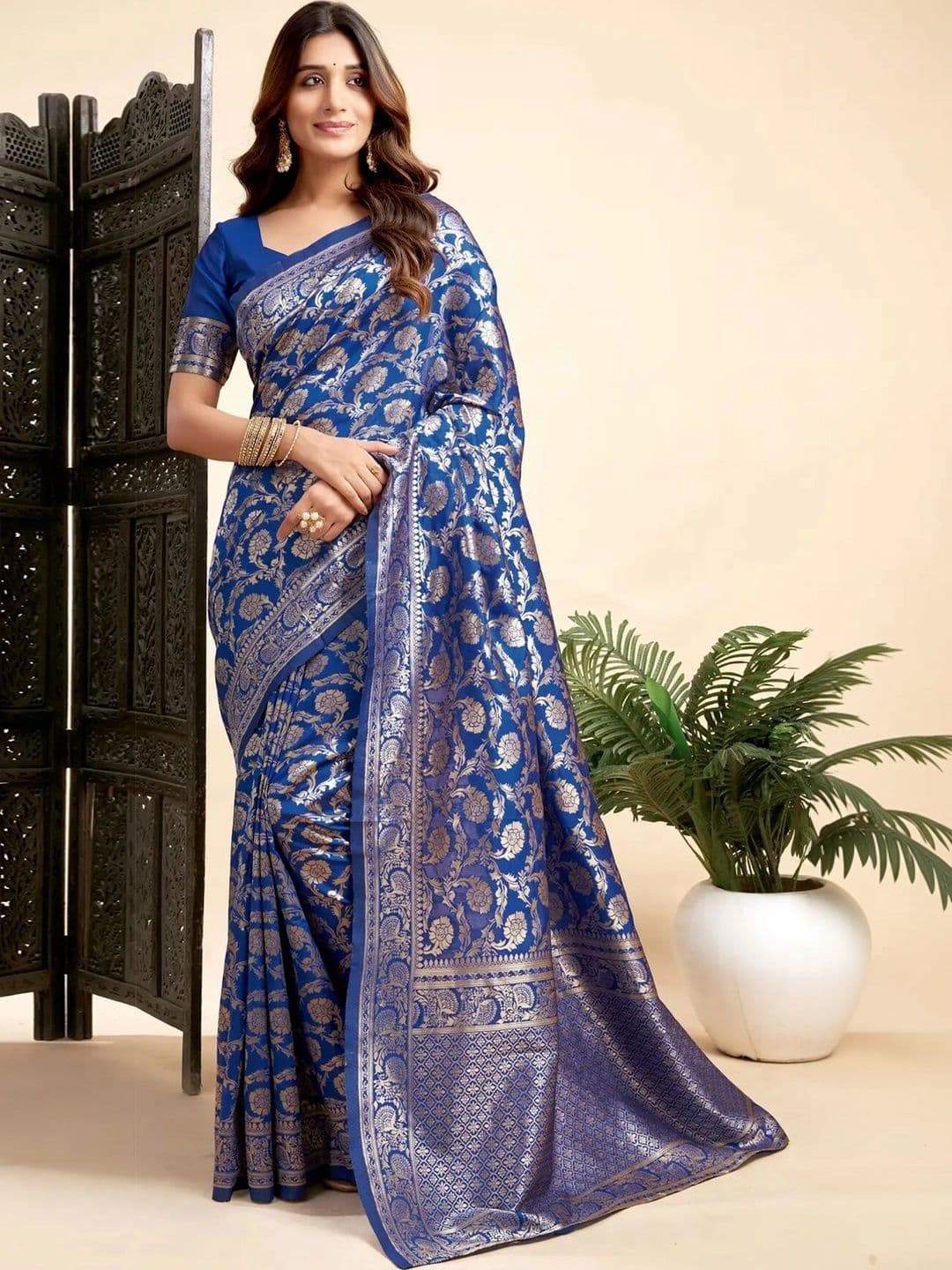 VS MALL Woven Design Zari Banarasi Saree - view 1