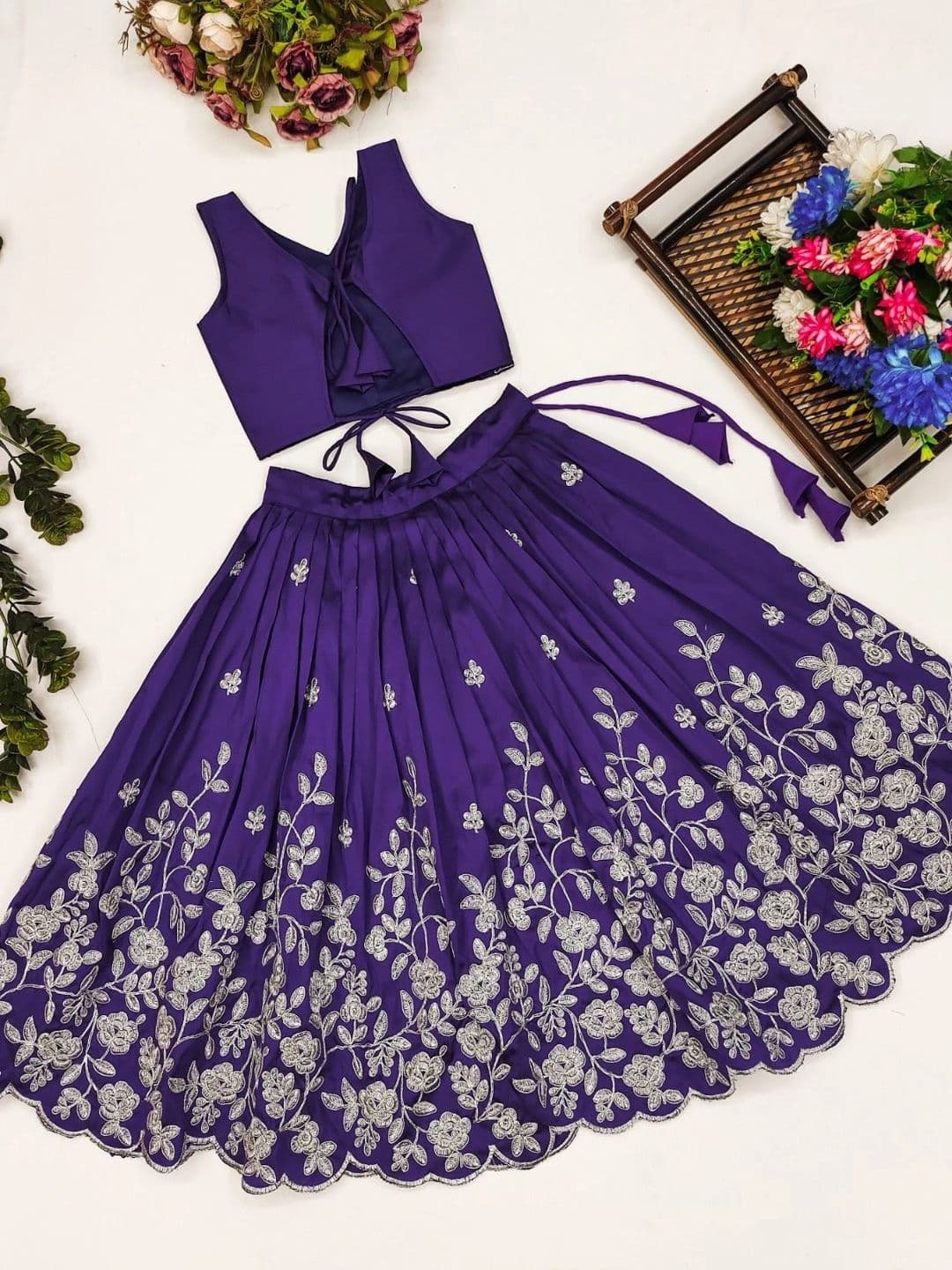 Sangria Girls Embroidered Thread Work Ready to Wear Lehenga & thumbnail 6