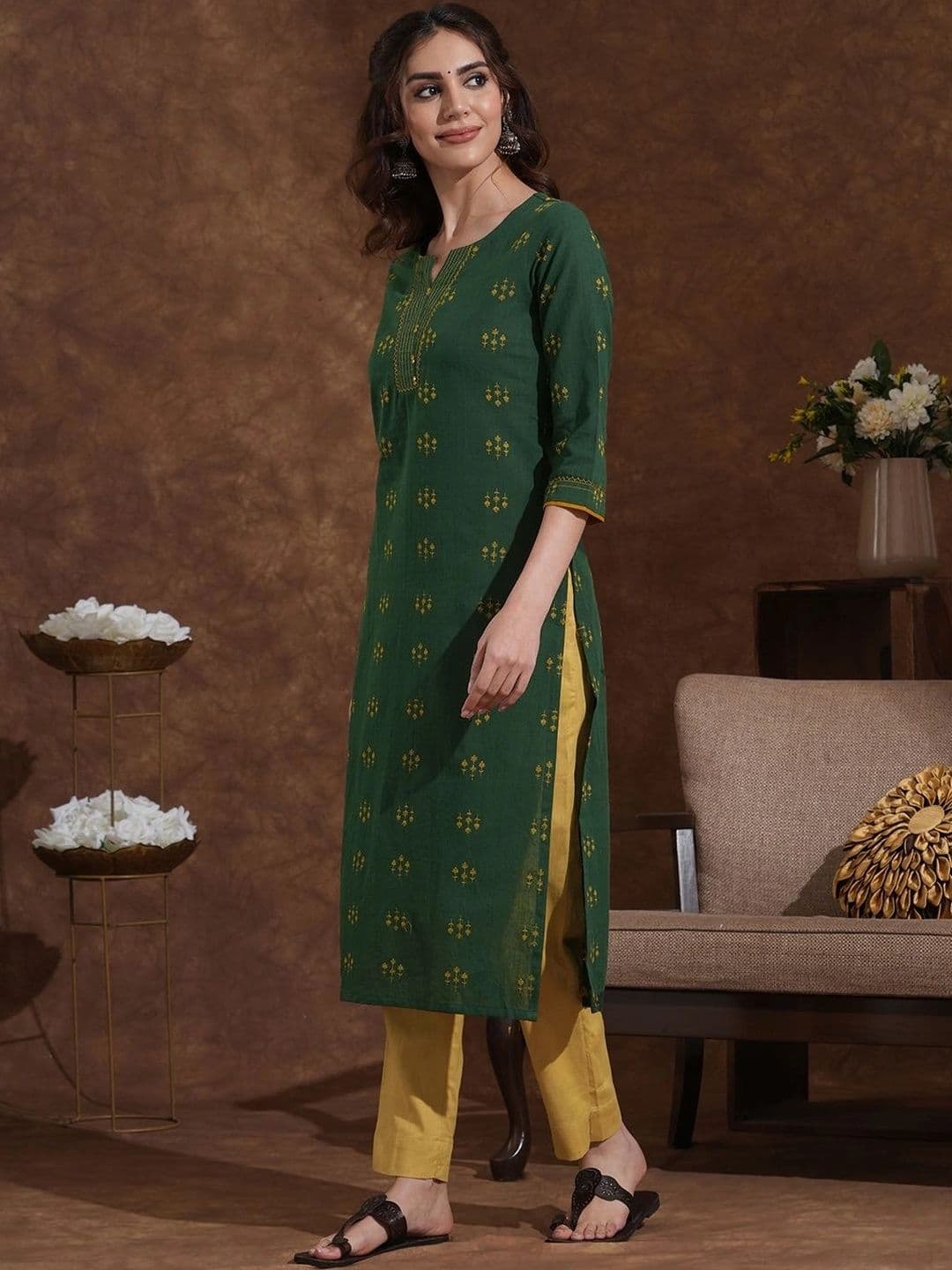 KAMI KUBI Women Ethnic Motifs Printed Thread Work Kurta thumbnail 2
