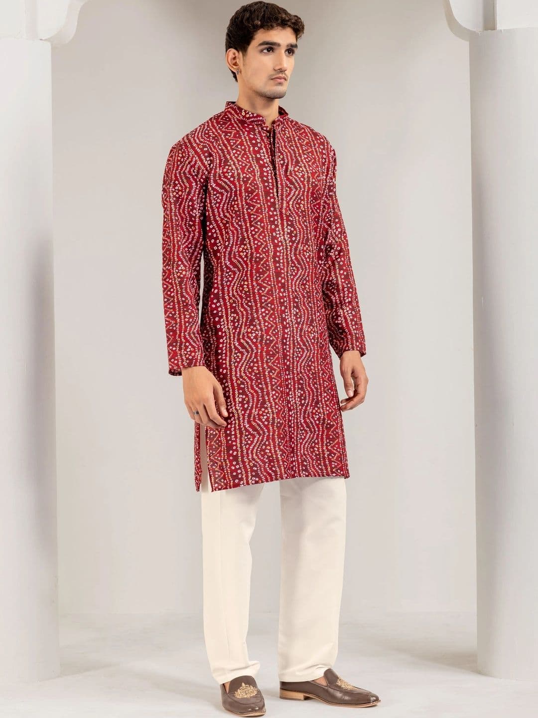 ADHIRAJAN Men Ethnic Motifs Printed Kurta thumbnail 3