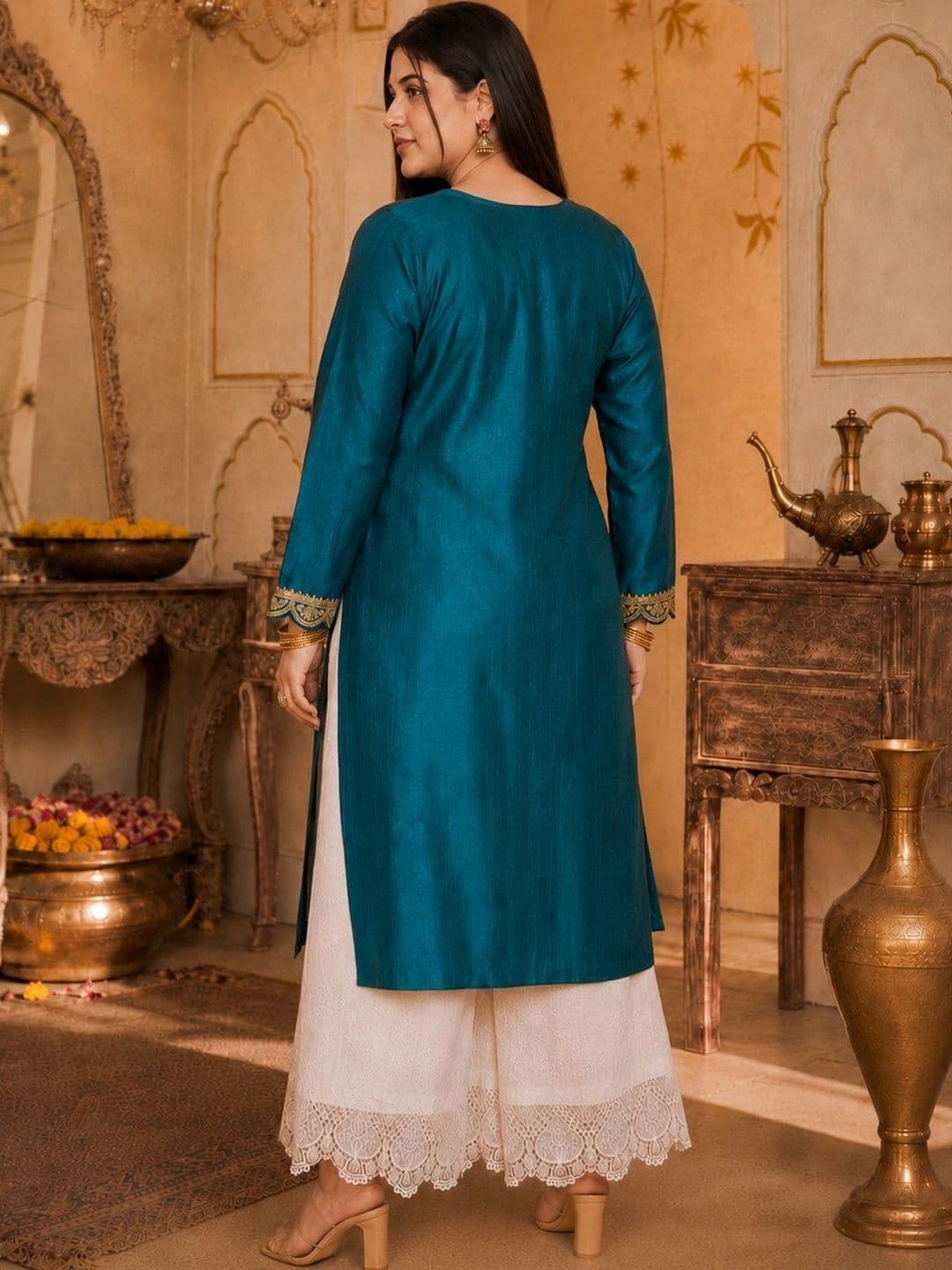 FULL BLOOM Women Ethnic Motifs Embroidered Kurta thumbnail 4
