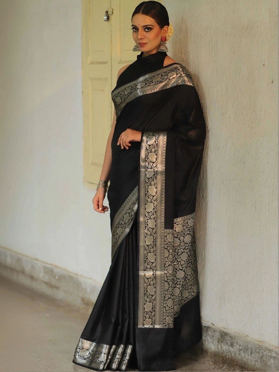 VS MALL Ethnic Motifs Zari Banarasi Saree - view 1
