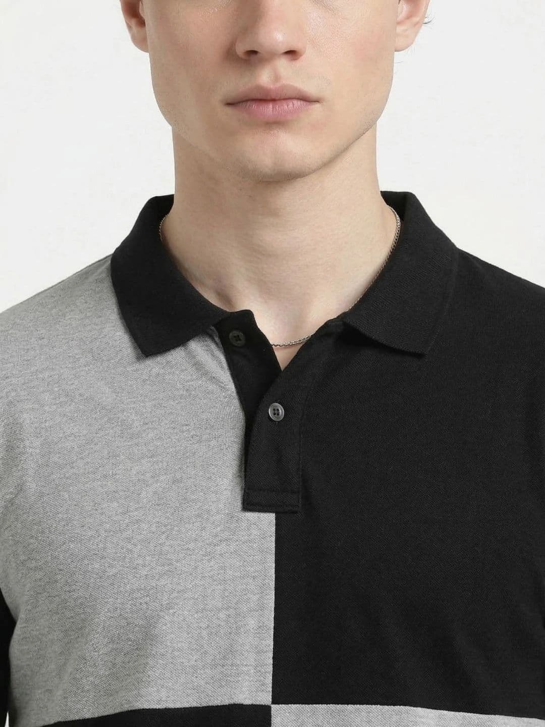 HERE&NOW Men Colourblocked Polo Collar T-shirt thumbnail 4