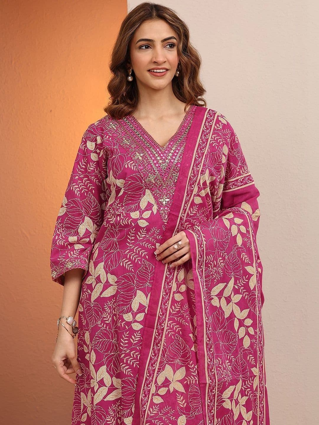 Libas Women Floral Printed Regular Mirror Work Kurta with Trousers & With Dupatta thumbnail 2