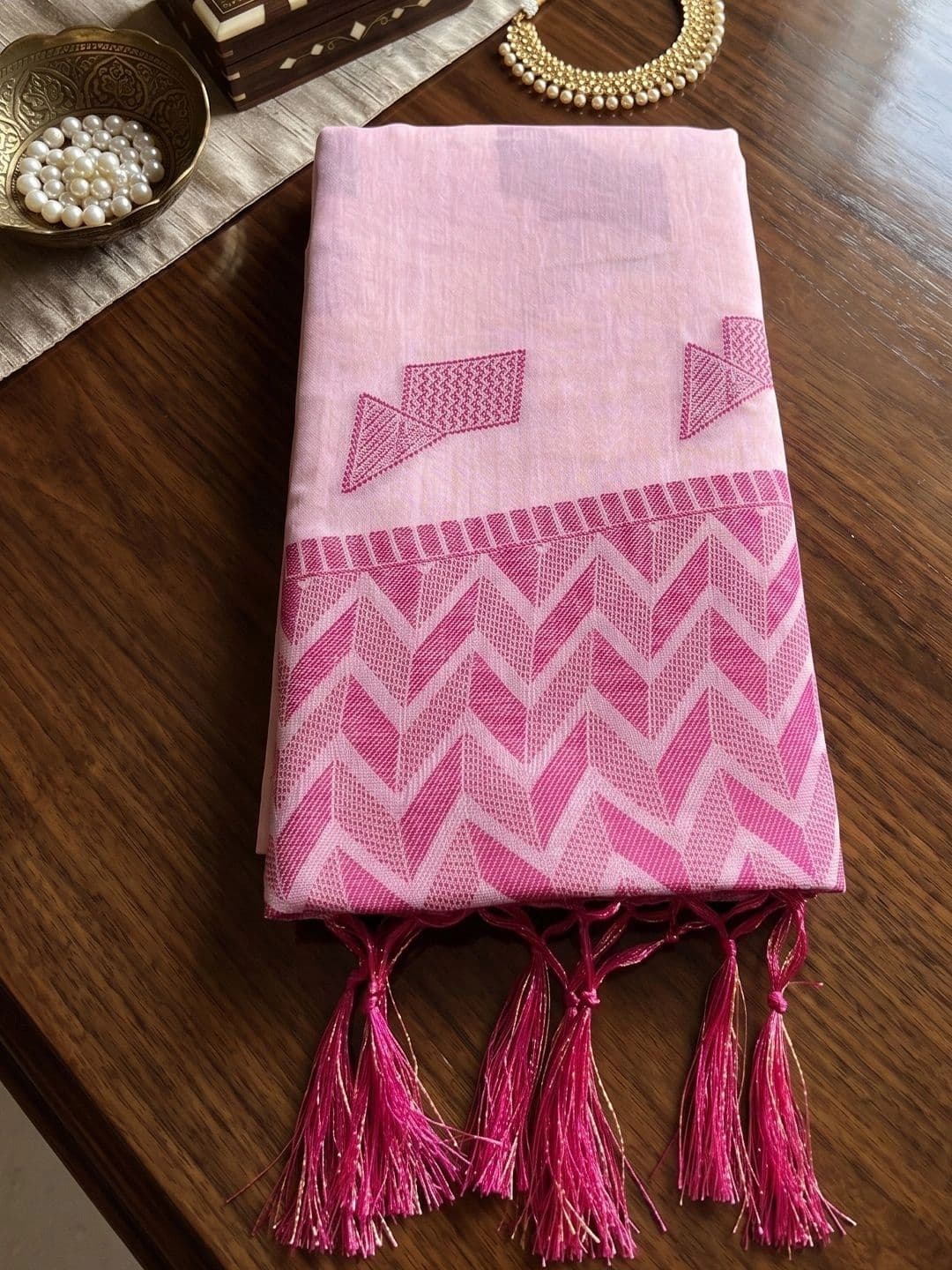 Dhaaga Ghar Woven Design Linen Blend Designer Saree thumbnail 3