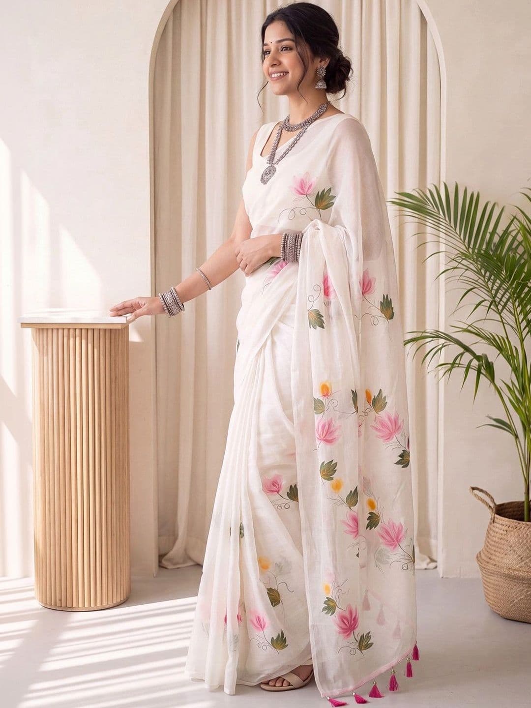 Anouk Floral Poly Chiffon Designer Saree thumbnail 6