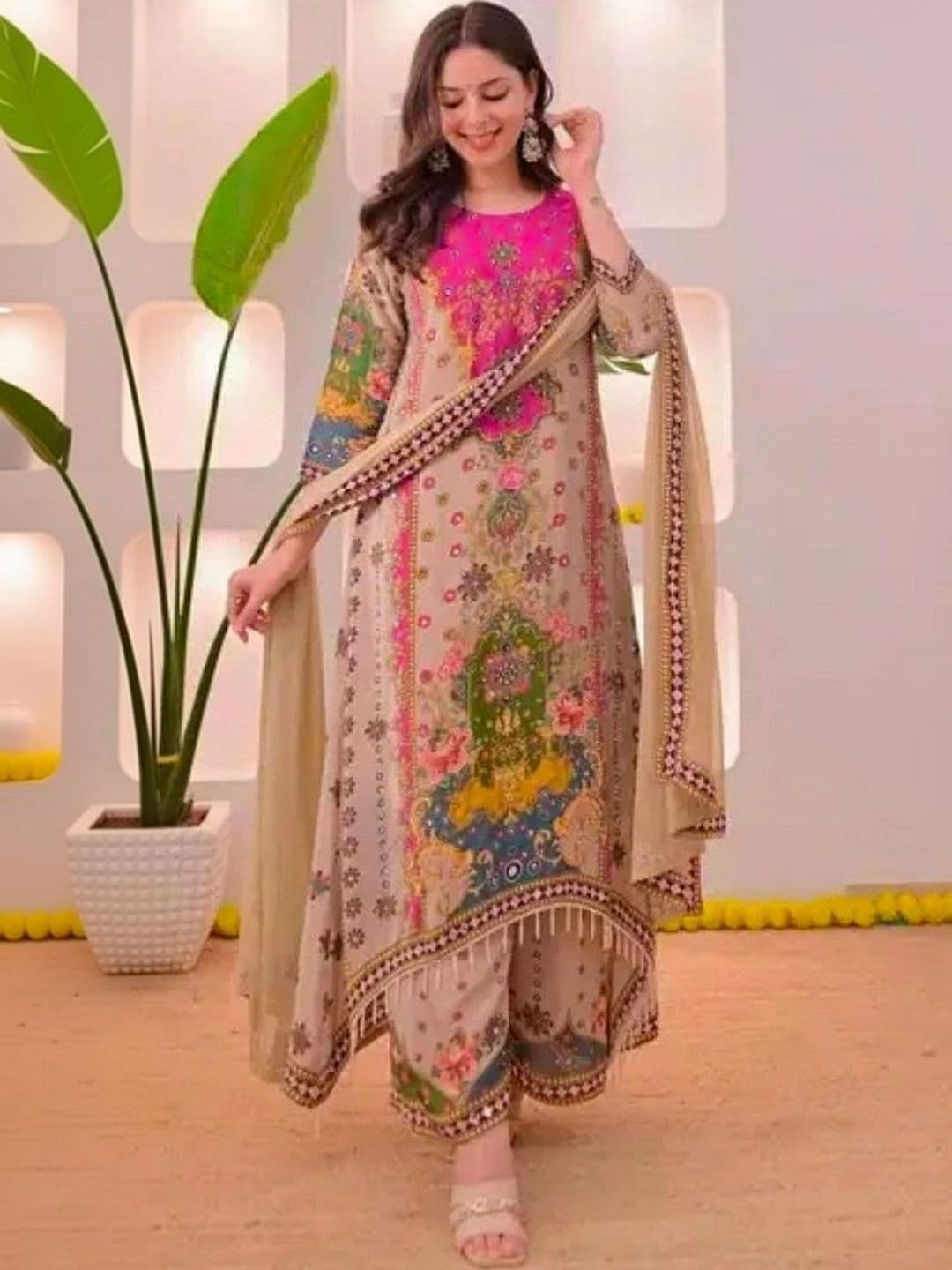 GMA Women Ethnic Motifs Printed Regular Kurta with Palazzos & With Dupatta thumbnail 5