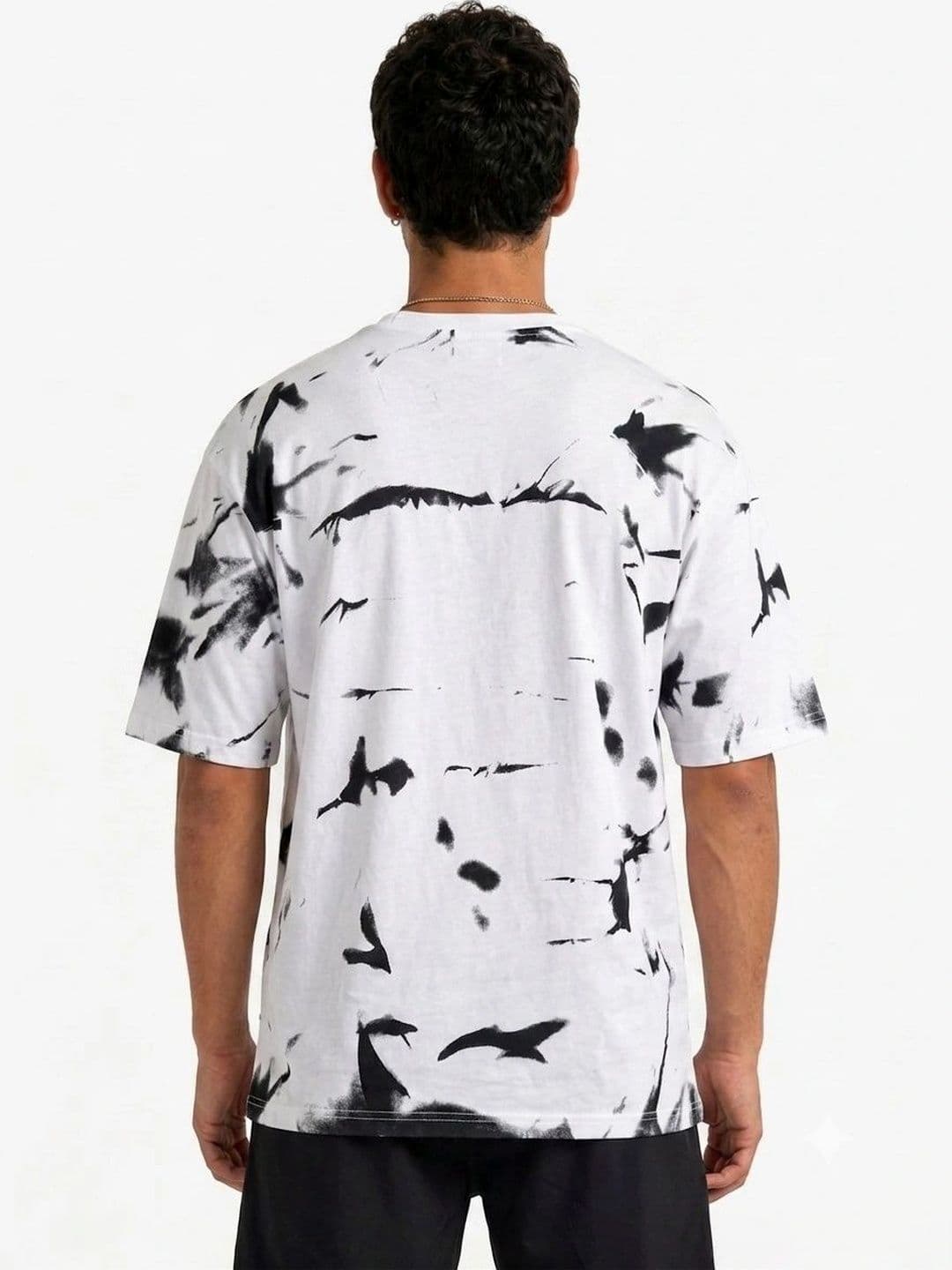 AEMA Men Oversized Graphic T-shirt thumbnail 3