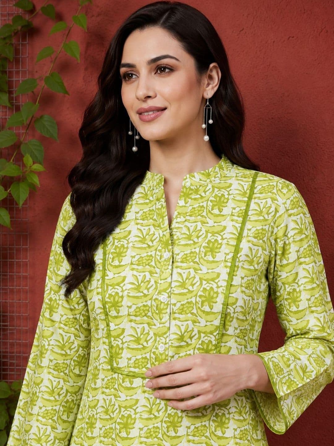 Anouk Women Floral Printed Kurta thumbnail 2
