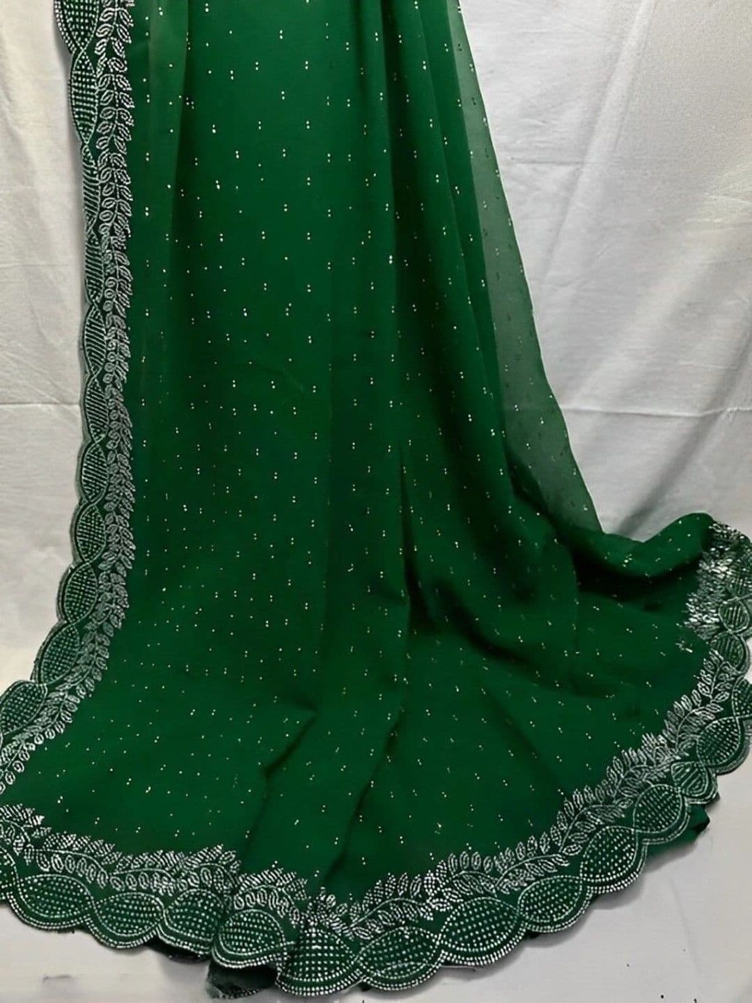 RENBRIZA Embellished Poly Georgette Saree - view 1