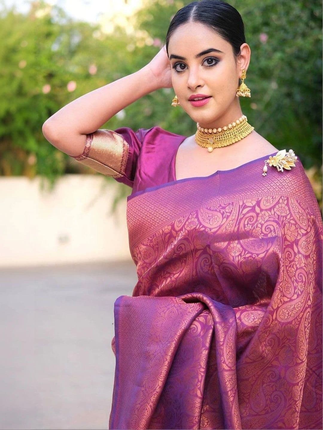 VS MALL Ethnic Motifs Zari Banarasi Saree thumbnail 3
