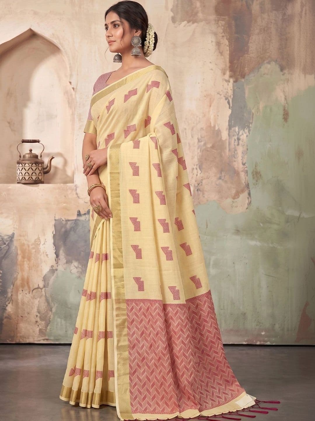 Dhaaga Ghar Woven Design Linen Blend Designer Saree thumbnail 2