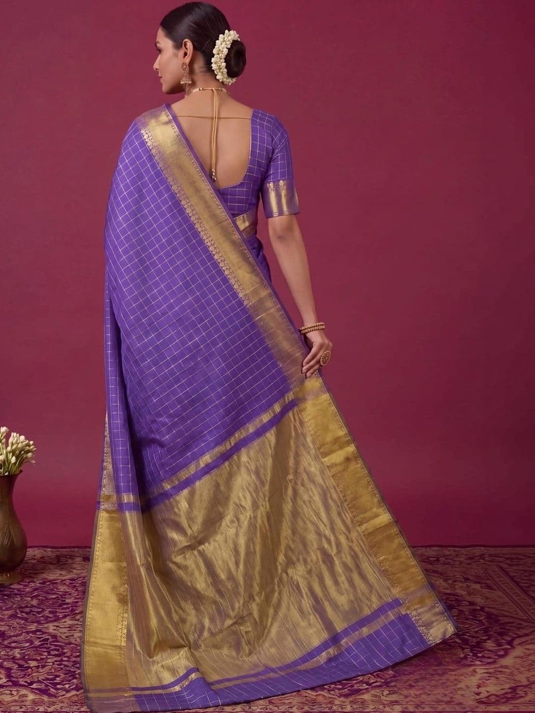 SAMANTHA Checked Zari Silk Blend Bomkai silk Saree thumbnail 2