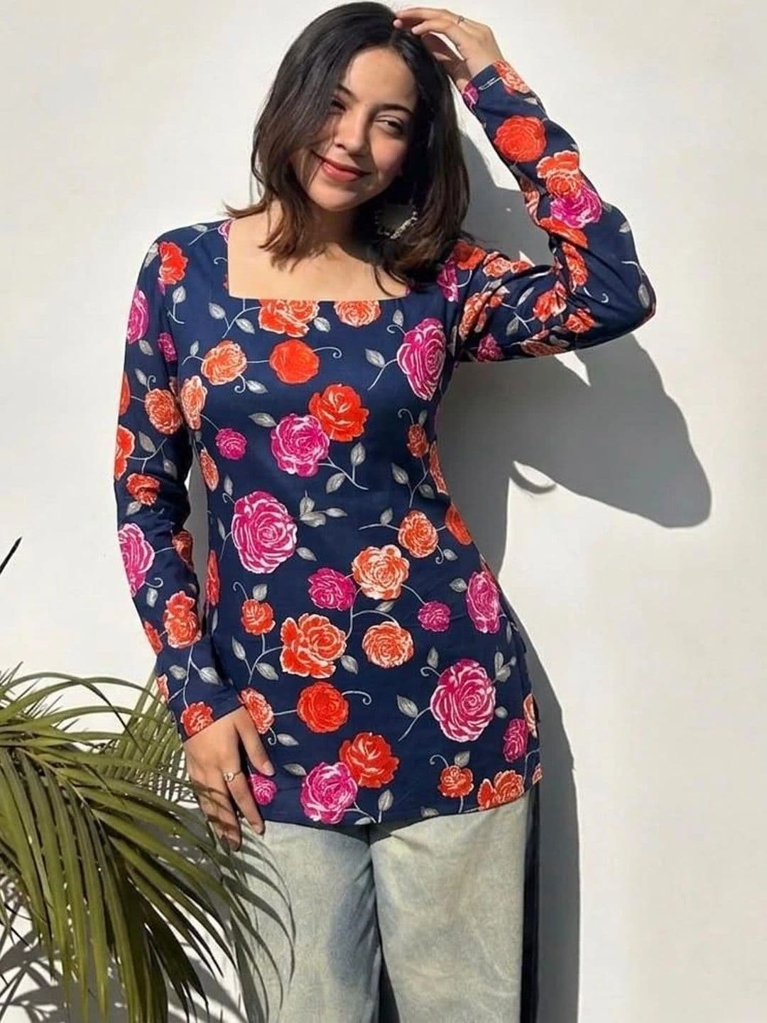 Sangria Floral Printed Square Neck Kurti thumbnail 5