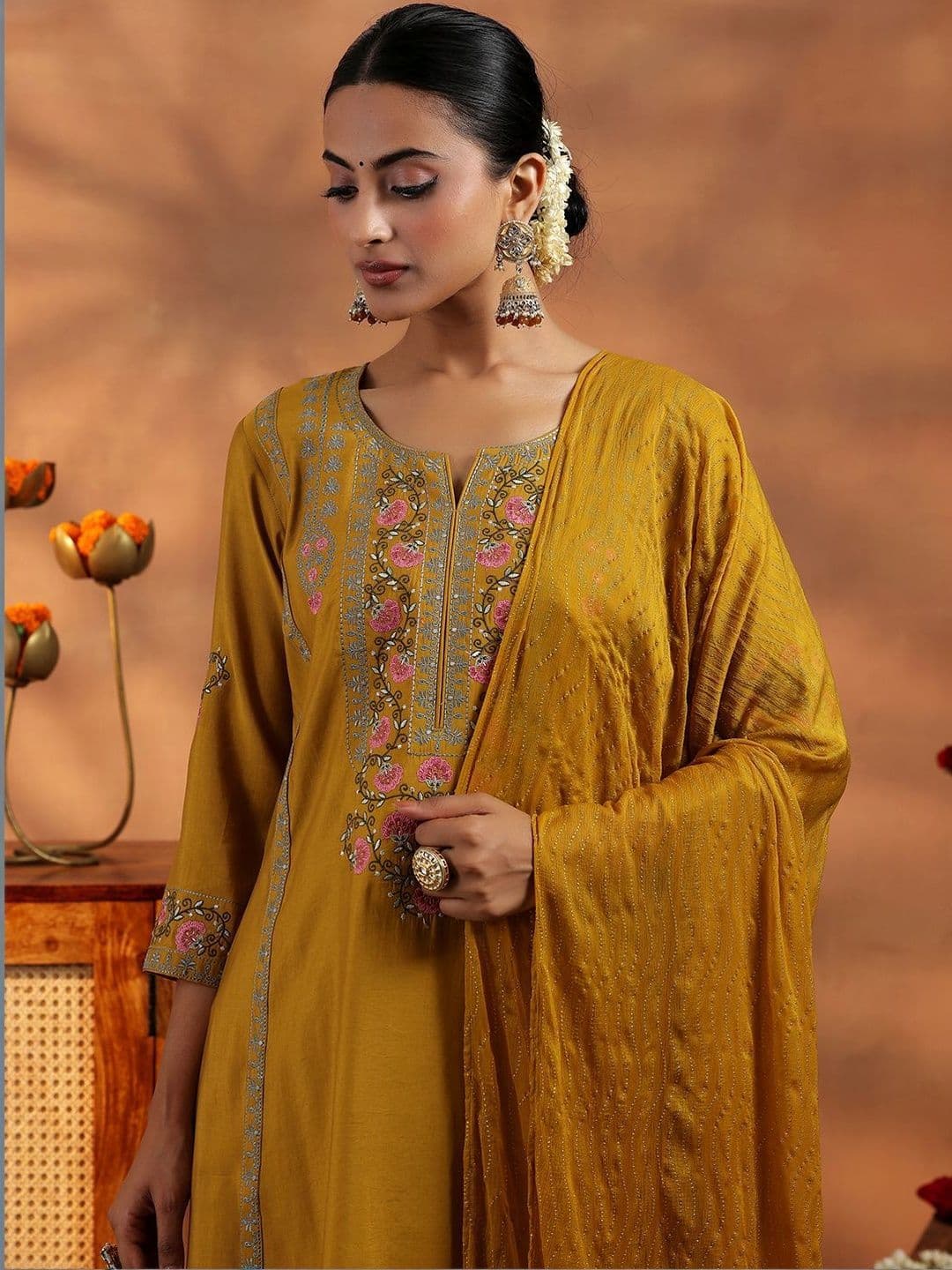 Libas Women Floral Embroidered Panelled Thread Work Kurta with Salwar & With Dupatta thumbnail 5