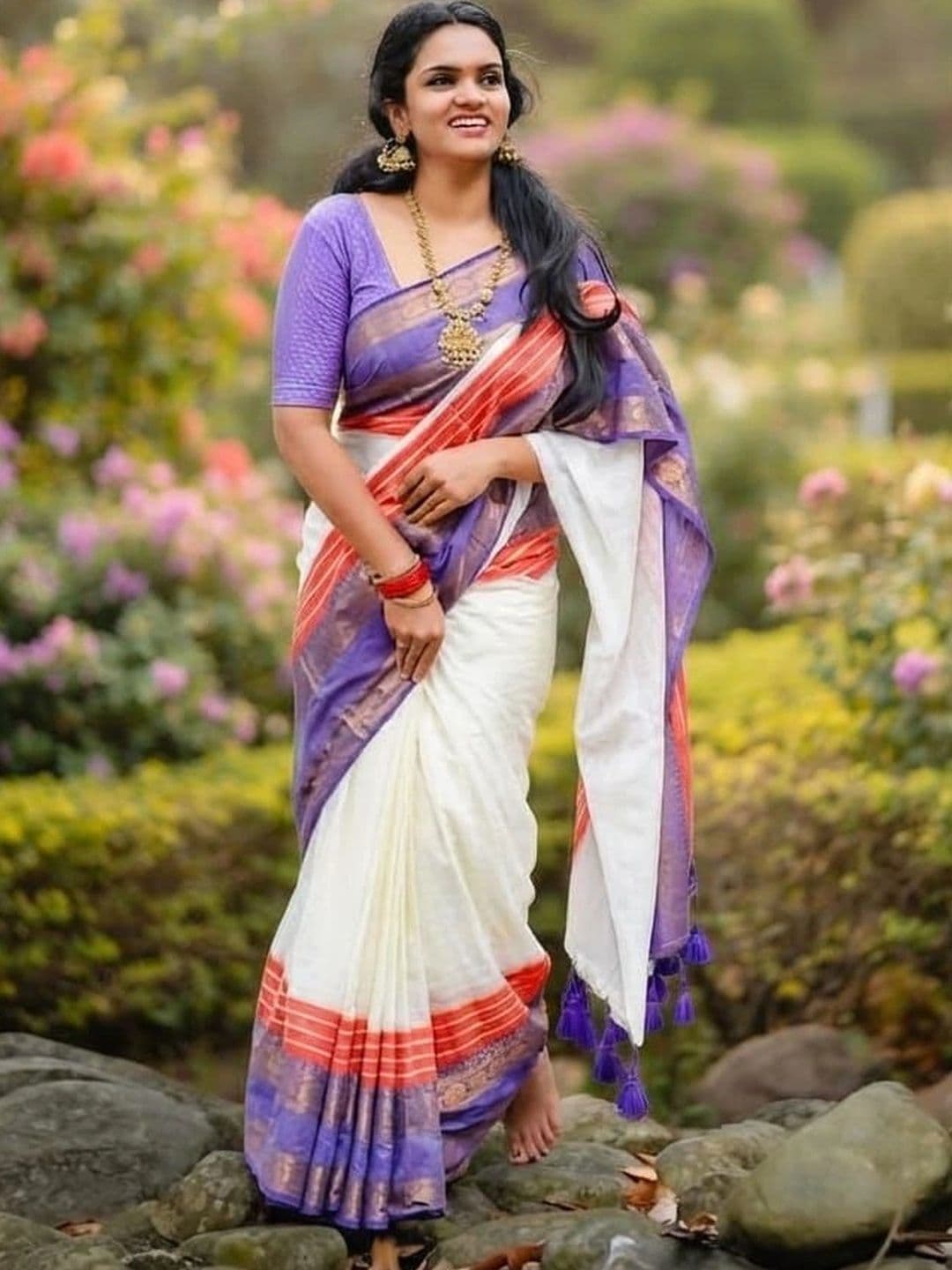KALINI Zari Pure Cotton Khadi Saree thumbnail 2