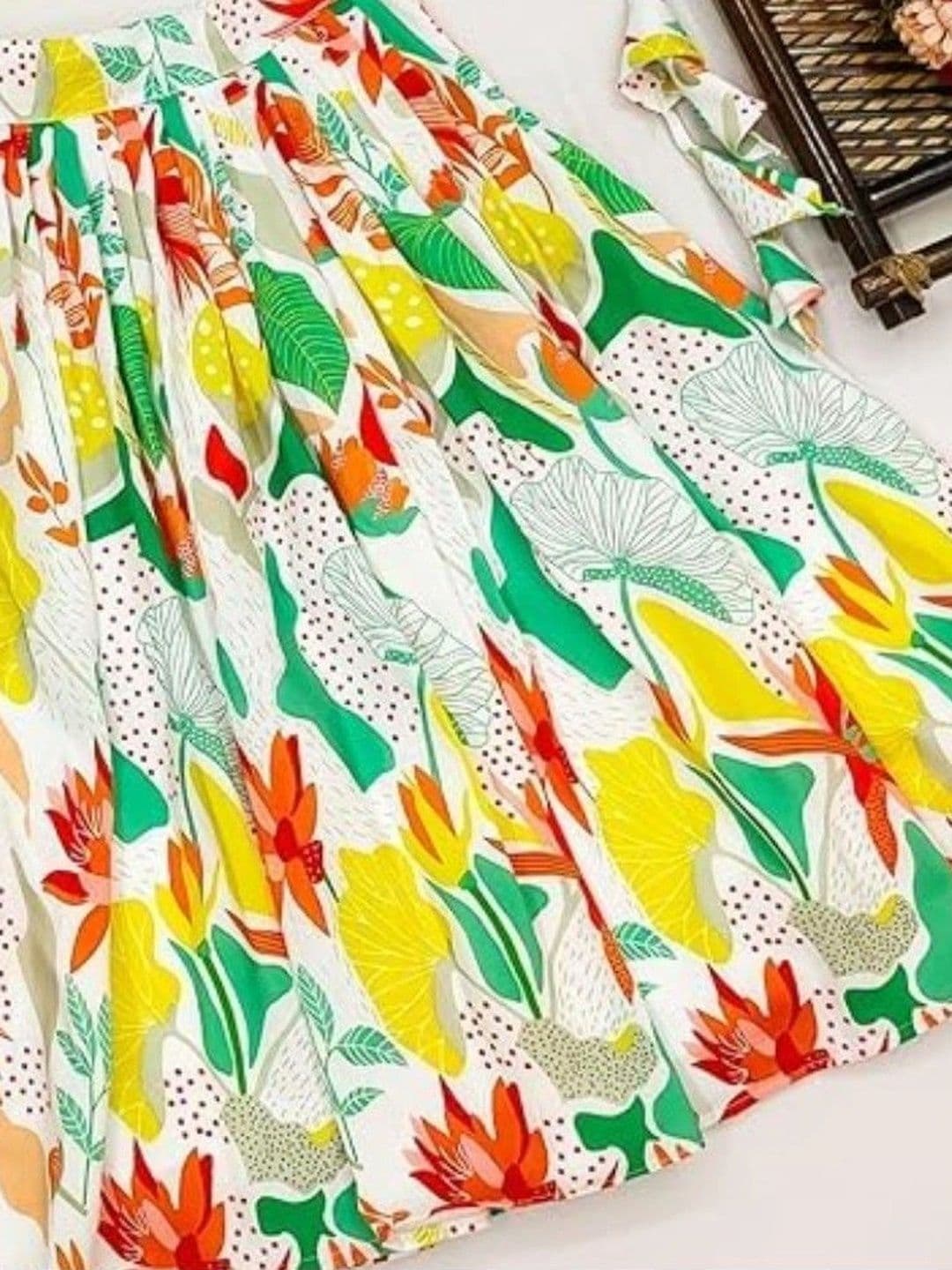 Sangria Girls Embellished Ready to Wear Lehenga & thumbnail 2