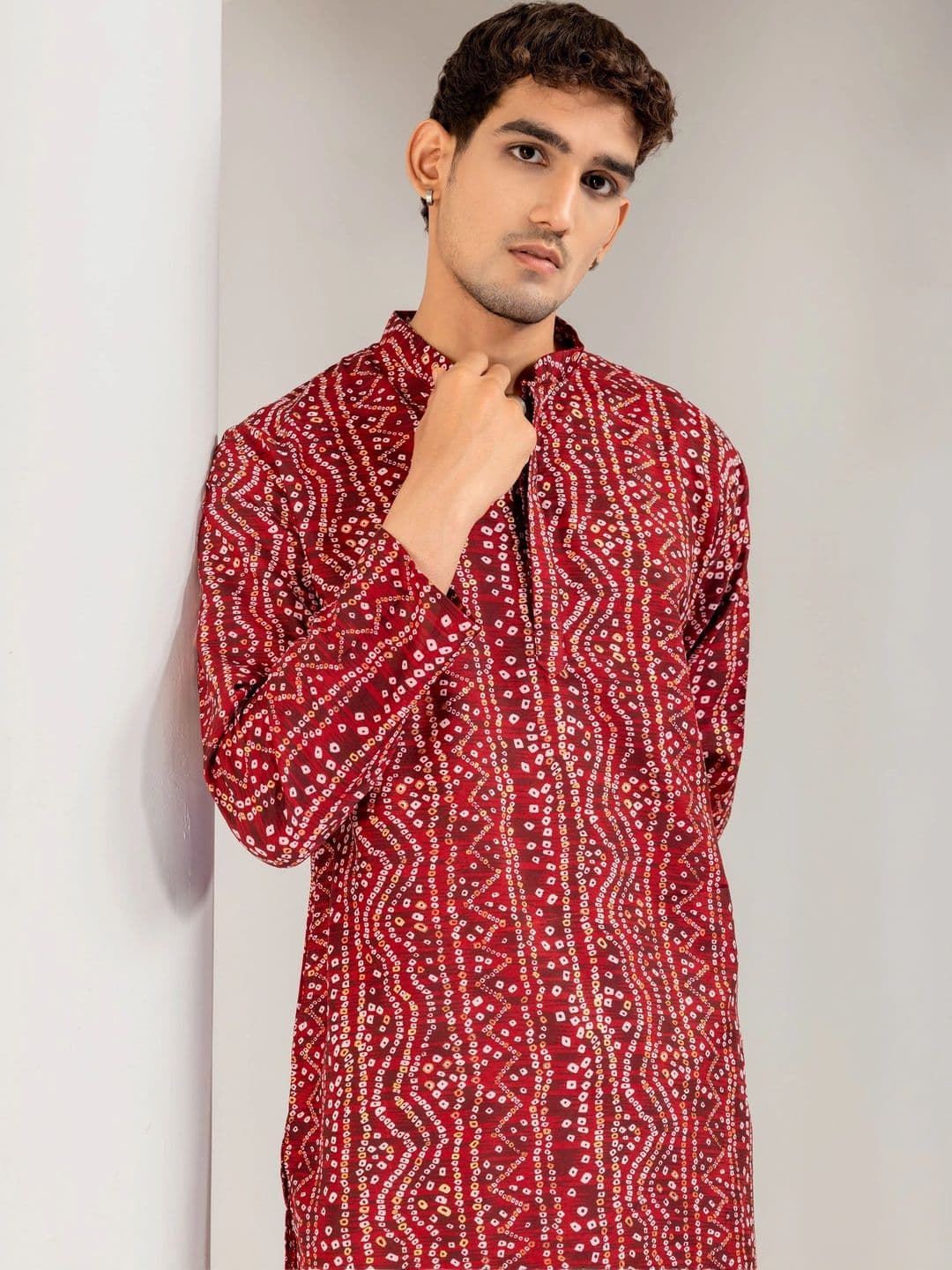 ADHIRAJAN Men Ethnic Motifs Printed Kurta thumbnail 4
