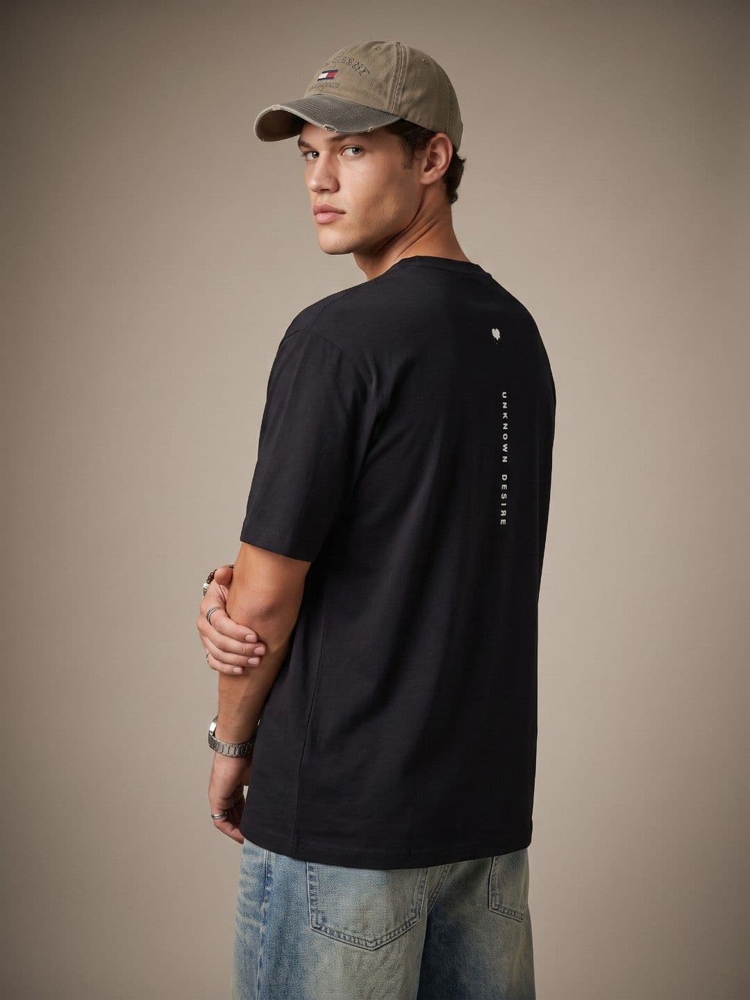 glitchez Typography Printed Drop-Shoulder Sleeves T-shirt thumbnail 5