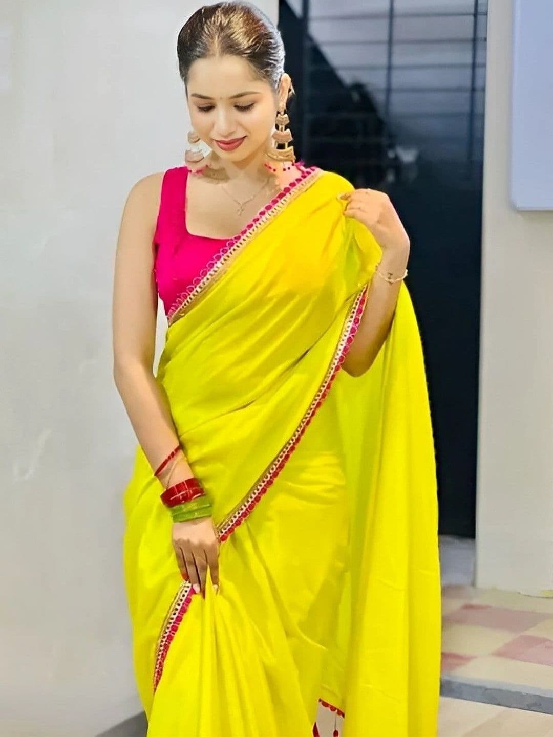RENBRIZA Poly Georgette Saree thumbnail 3