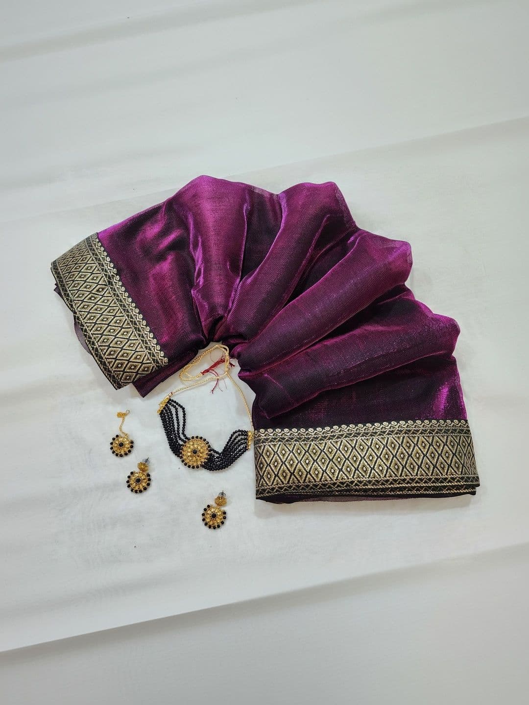 RENBRIZA Woven Design Saree - view 1