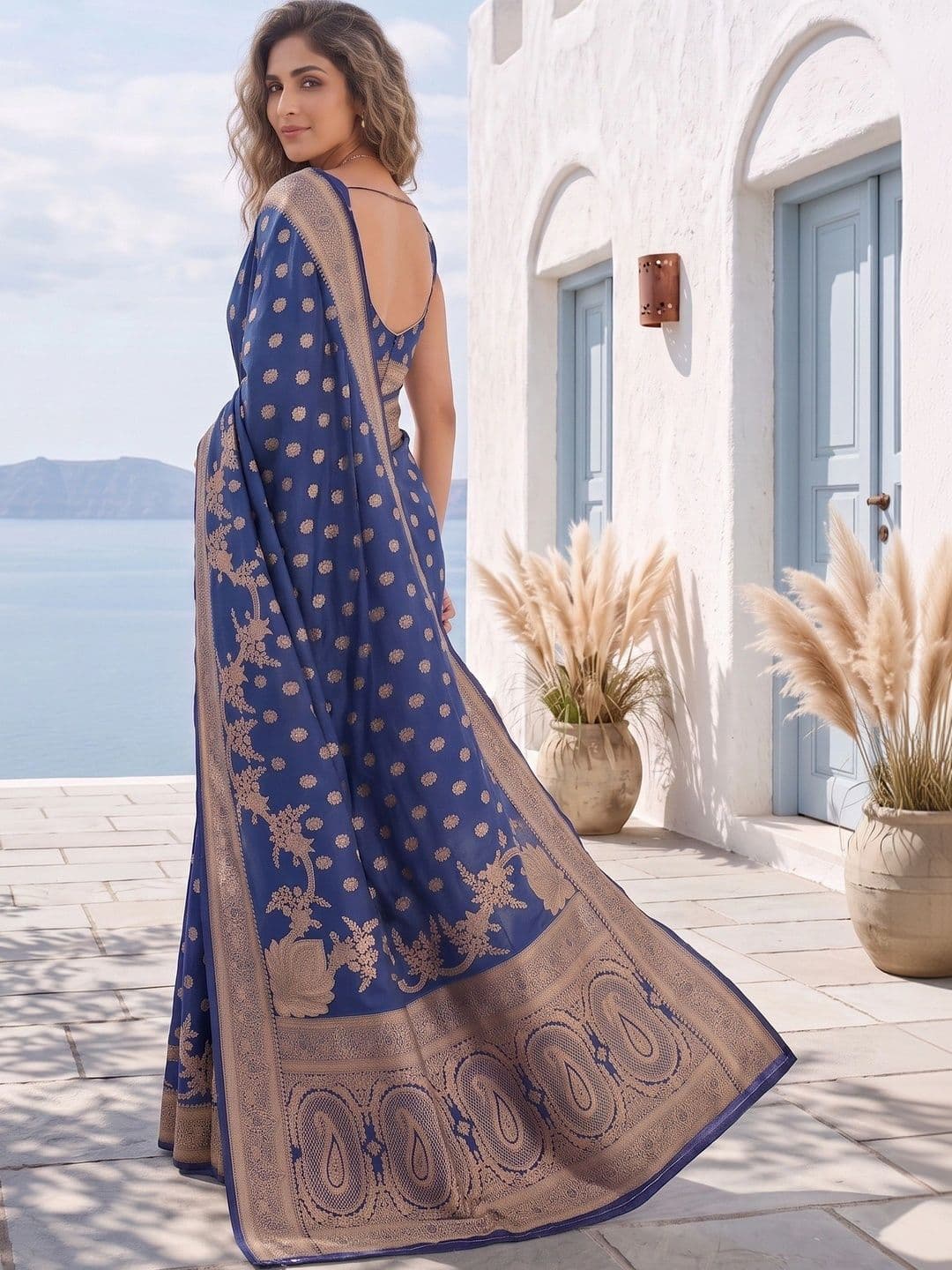 ROOP RADHIKA Woven Design Zari Silk Blend Designer Banarasi Saree thumbnail 2