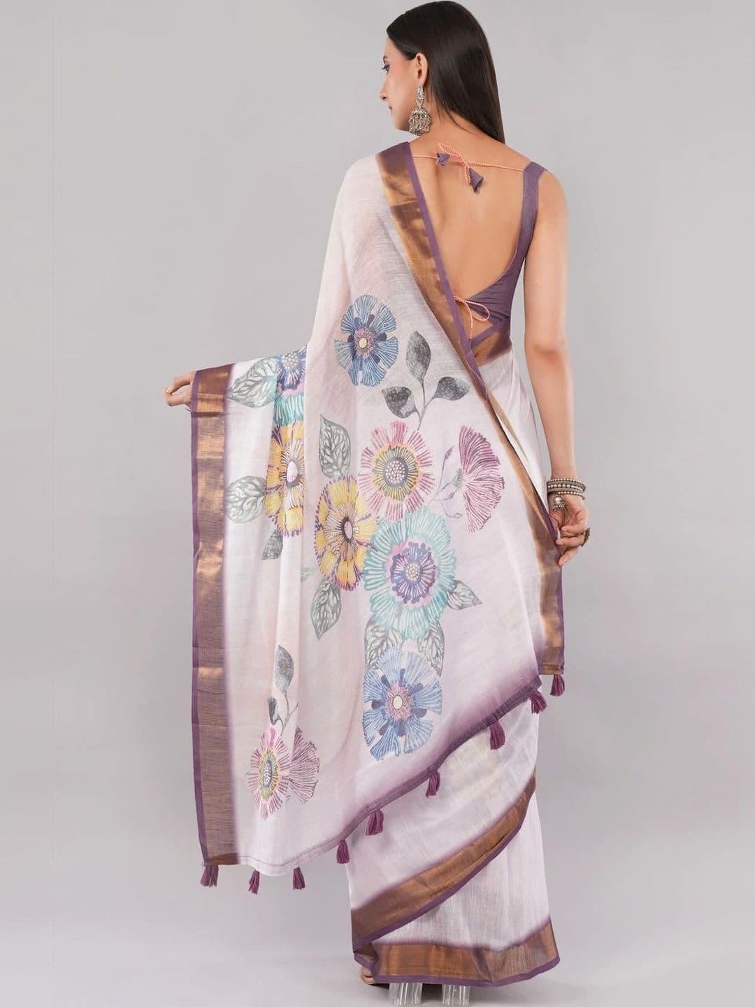 SAMANTHA Floral Zari Linen Blend Belted Saree thumbnail 6