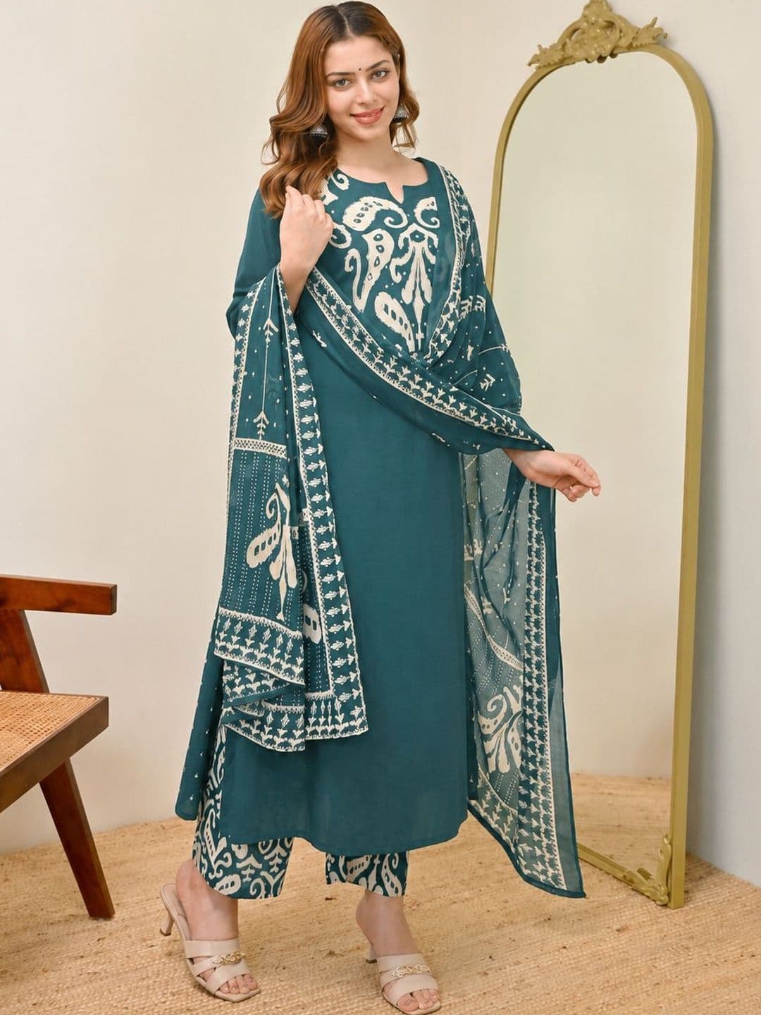Anouk Women Ethnic Motifs Printed Regular Kurta with Trousers & With Dupatta thumbnail 3