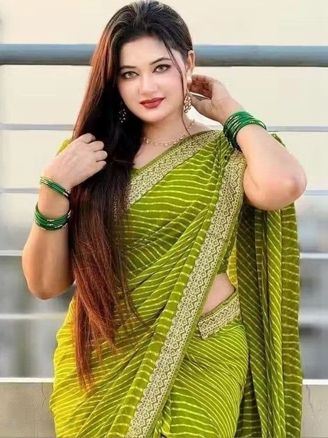 RENBRIZA Striped Poly Georgette Saree thumbnail 4