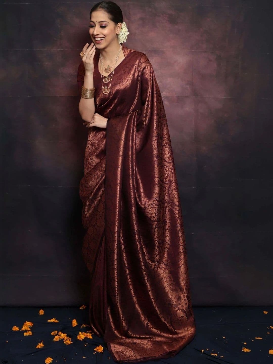 VS MALL Woven Design Zari Banarasi Saree thumbnail 3