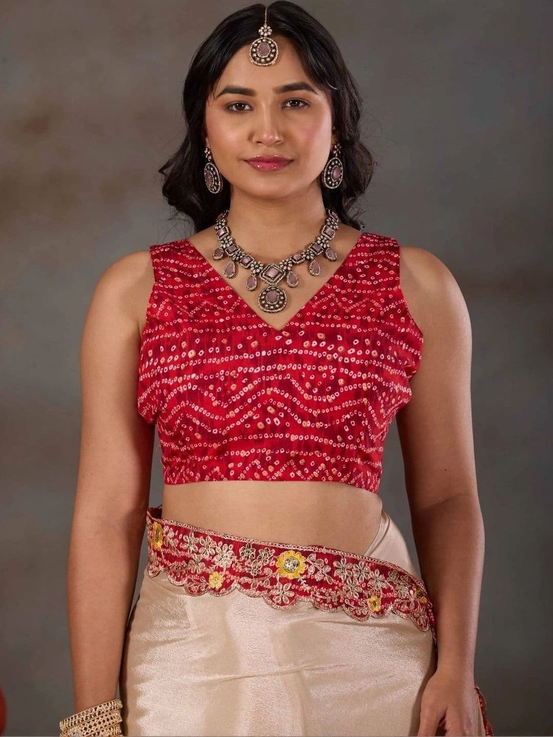 RENBRIZA Embroidered Poly Chiffon Saree thumbnail 2