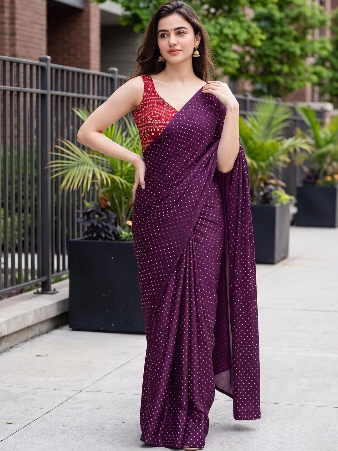 Looootnest Embellished Pure Georgette Saree thumbnail 6