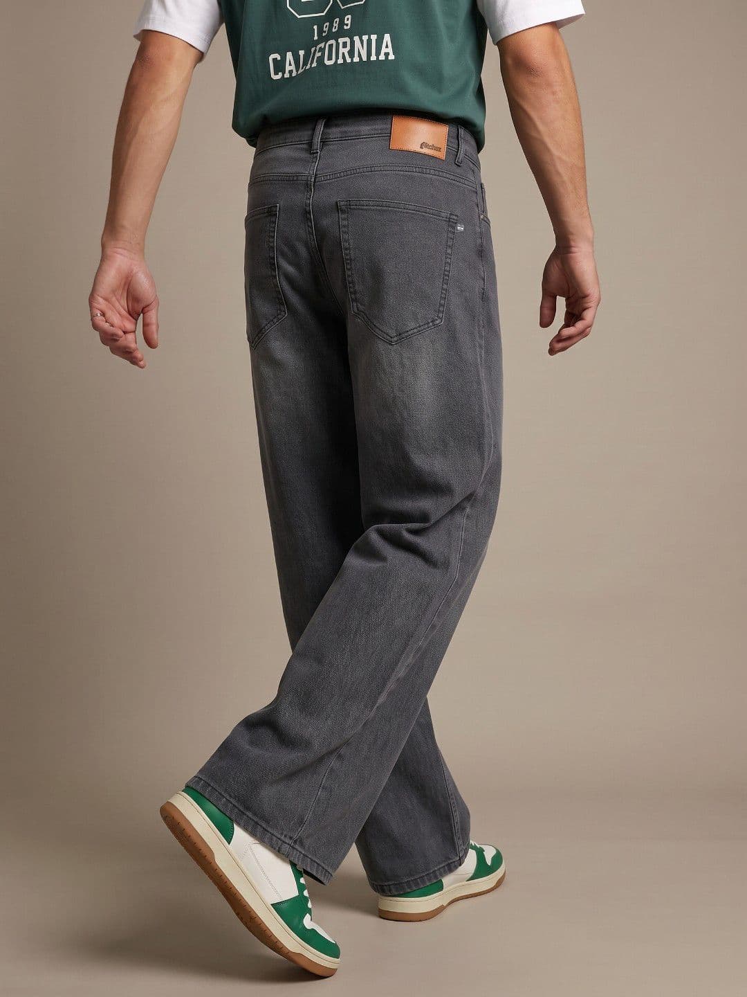 glitchez Men Bootcut Mid-Rise Light Fade Jeans thumbnail 6