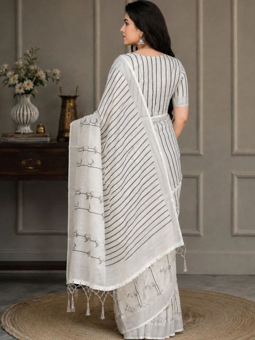 Moda Rapido Striped Linen Blend Bhagalpuri Saree thumbnail 4