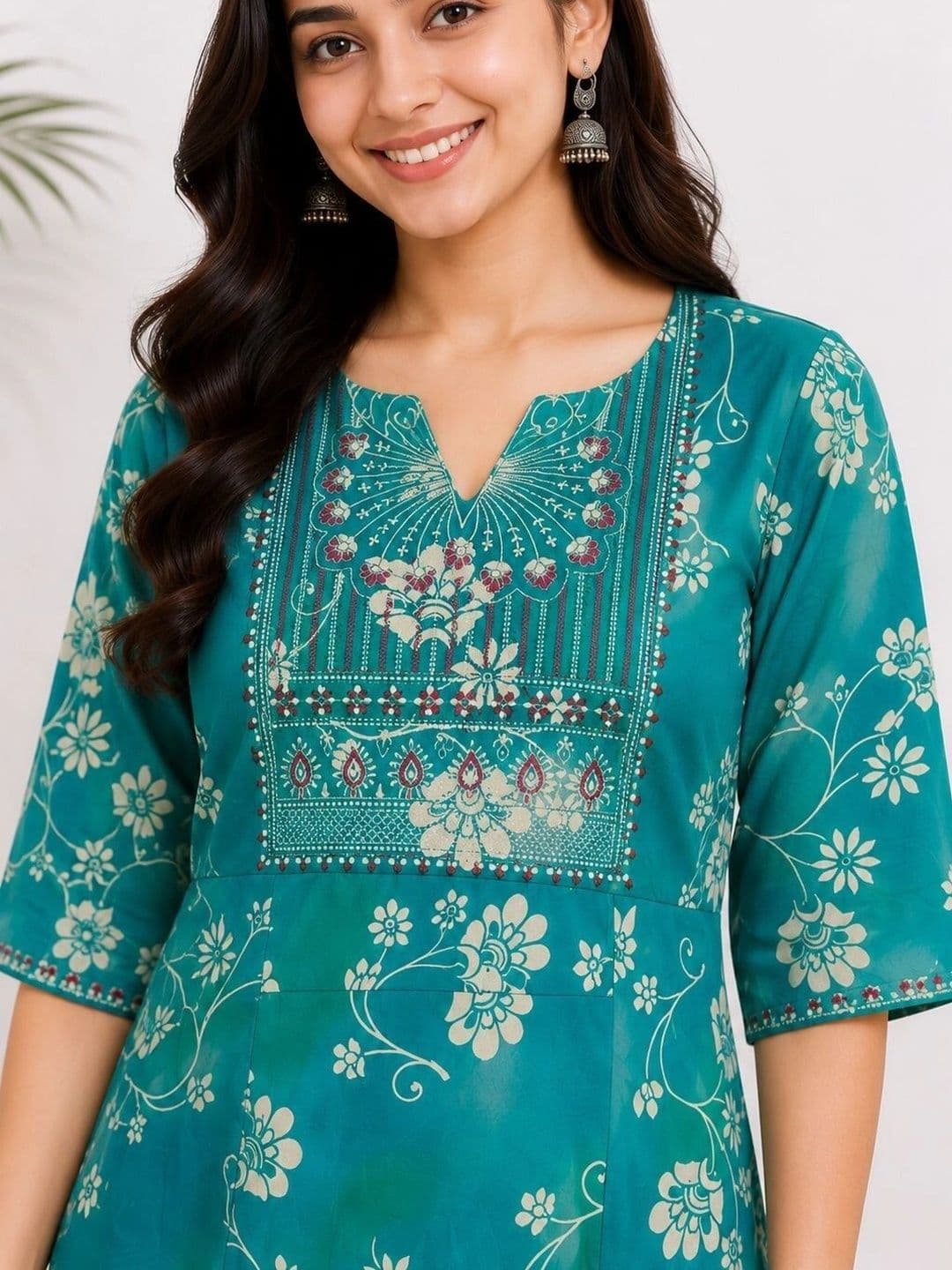 SHIFZ Women Floral Printed Thread Work Floral Kurta thumbnail 2