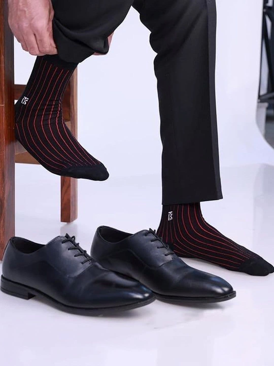 Kikitoes Men Pack of 2 Bamboo Assorted Patterned Above Ankle Length Socks thumbnail 2