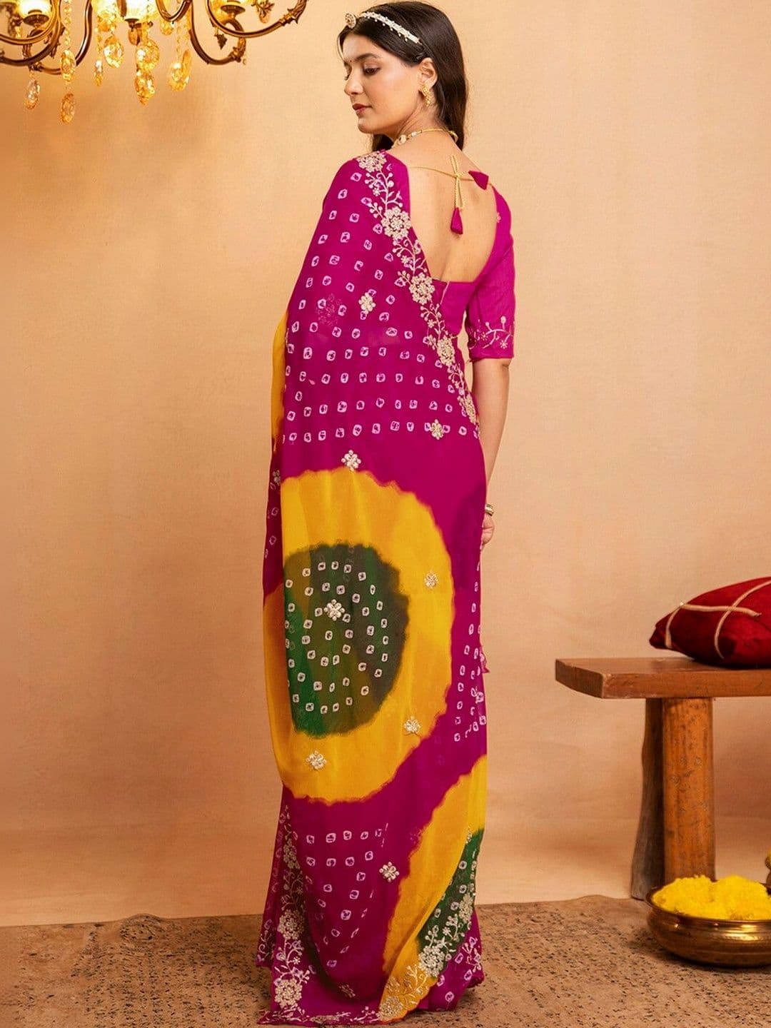KALINI Bandhani Embroidered Pure Georgette Fusion Bandhani Saree thumbnail 5