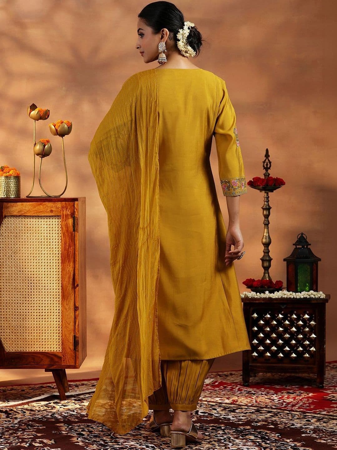 Libas Women Floral Embroidered Panelled Thread Work Kurta with Salwar & With Dupatta thumbnail 4