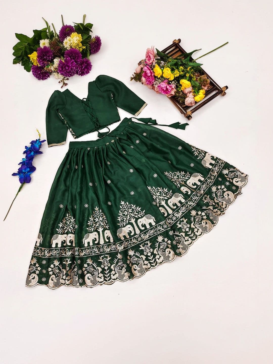 Sangria Girls Embroidered Thread Work Ready to Wear Lehenga & thumbnail 3