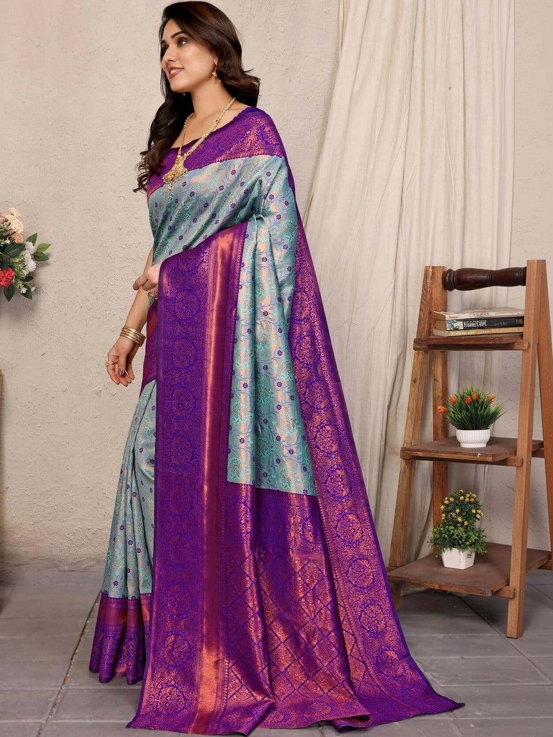 VS MALL Zari Banarasi Saree thumbnail 5