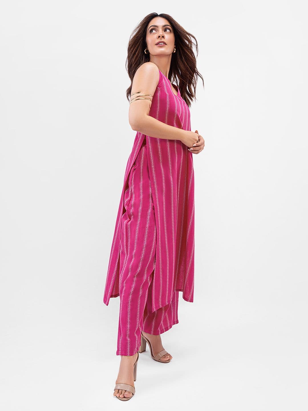 Gerua By Libas Women Striped Regular Kurta with Palazzos thumbnail 4