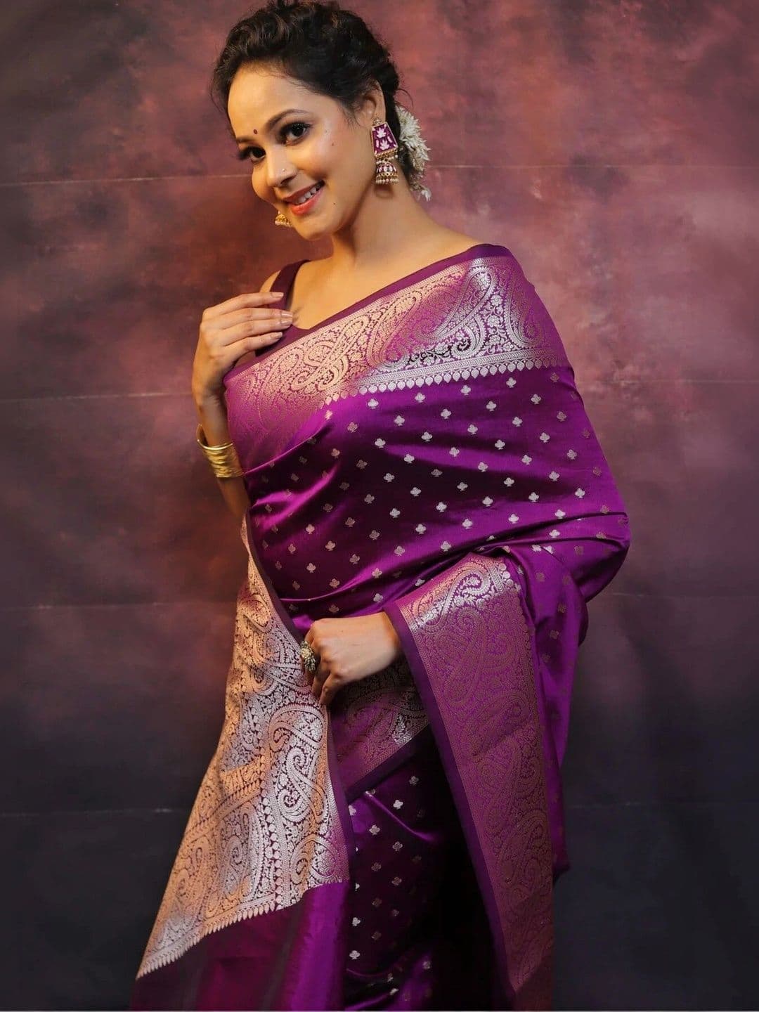 VS MALL Ethnic Motifs Zari Banarasi Saree thumbnail 3