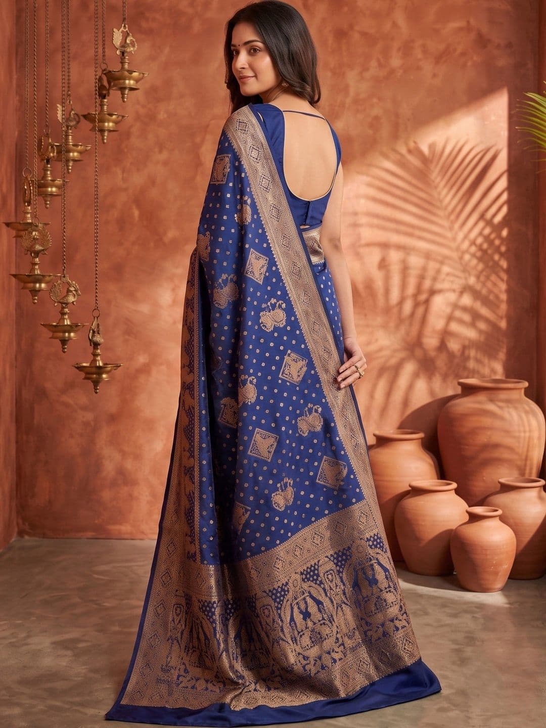ROOP RADHIKA Woven Design Zari Silk Blend Designer Banarasi Saree thumbnail 5