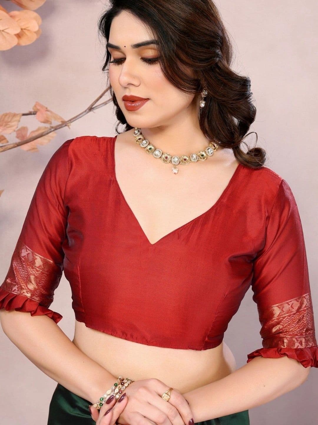 VS MALL Woven Design Zari Banarasi Saree thumbnail 3