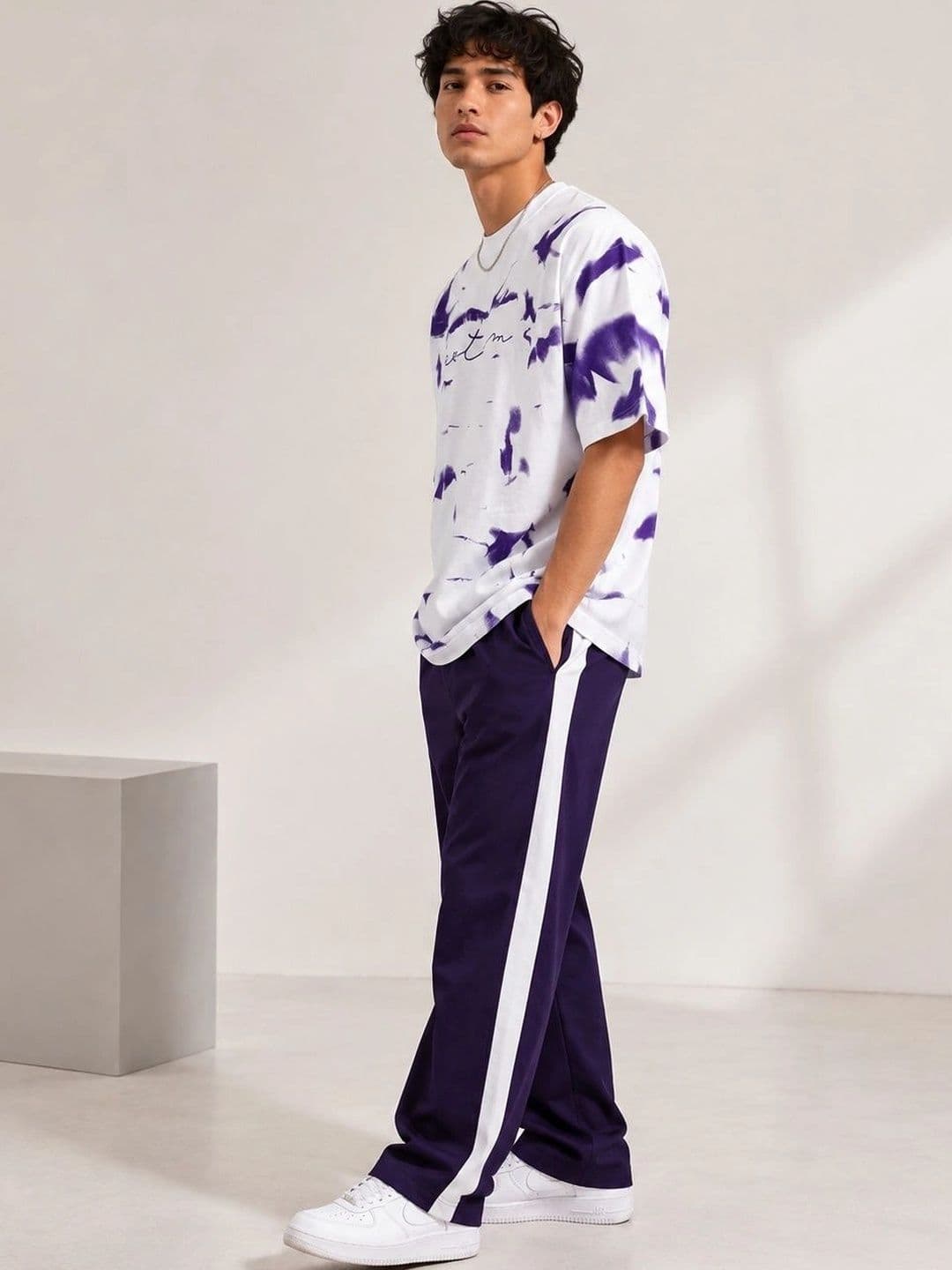 AEMA Men Oversized Tie and Dye T-shirt thumbnail 4