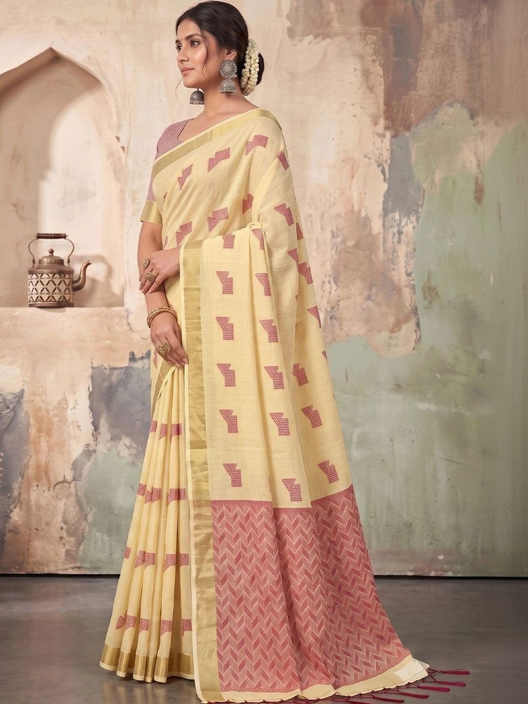 Dhaaga Ghar Woven Design Zari Linen Blend Designer Saree thumbnail 3