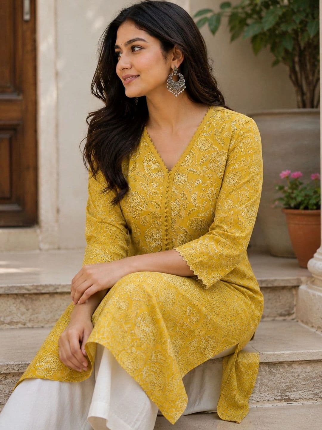 Hunaiza Women Floral Printed Indie Florals Kurta - view 1