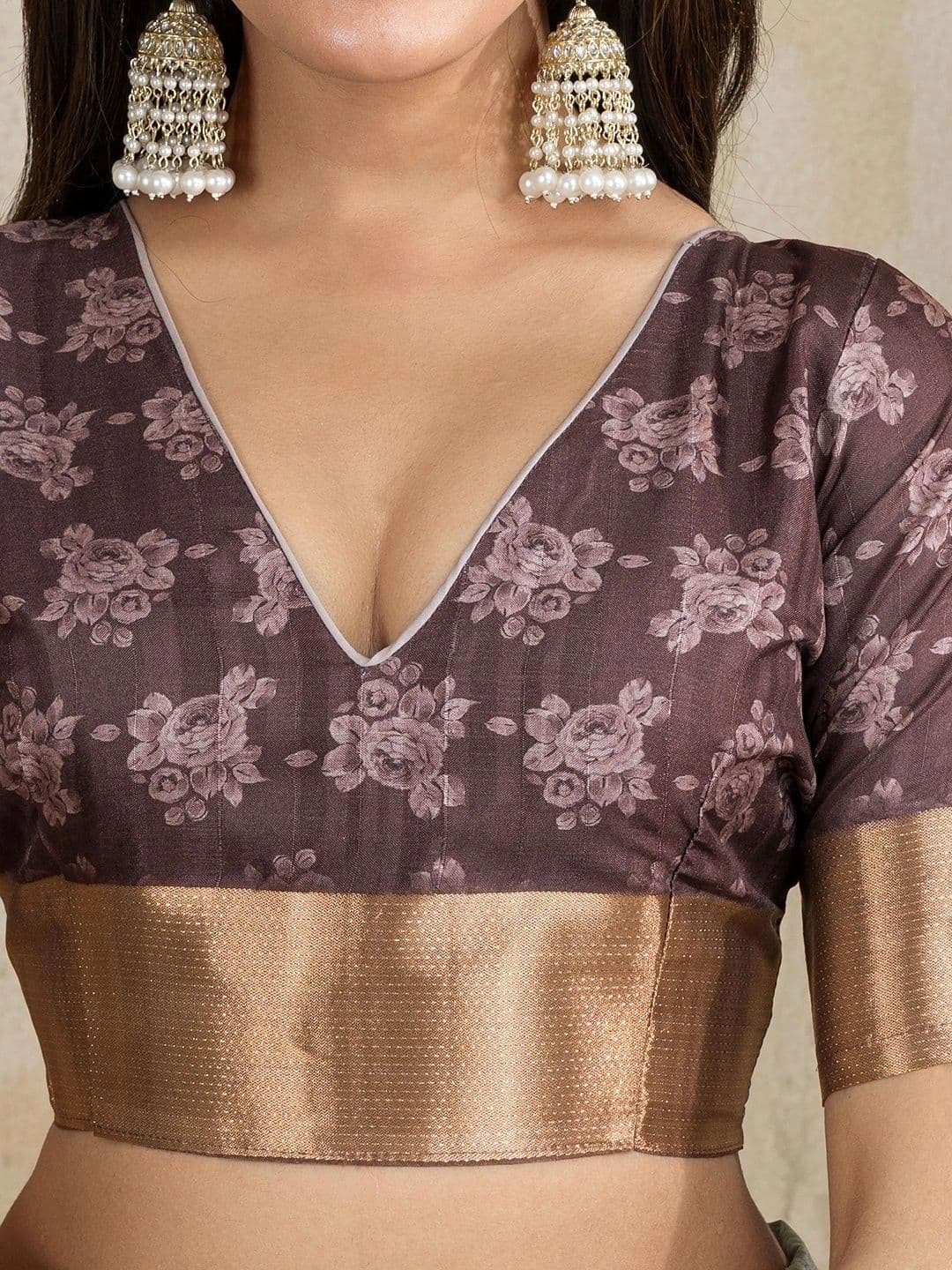 Kesarii Floral Saree thumbnail 6