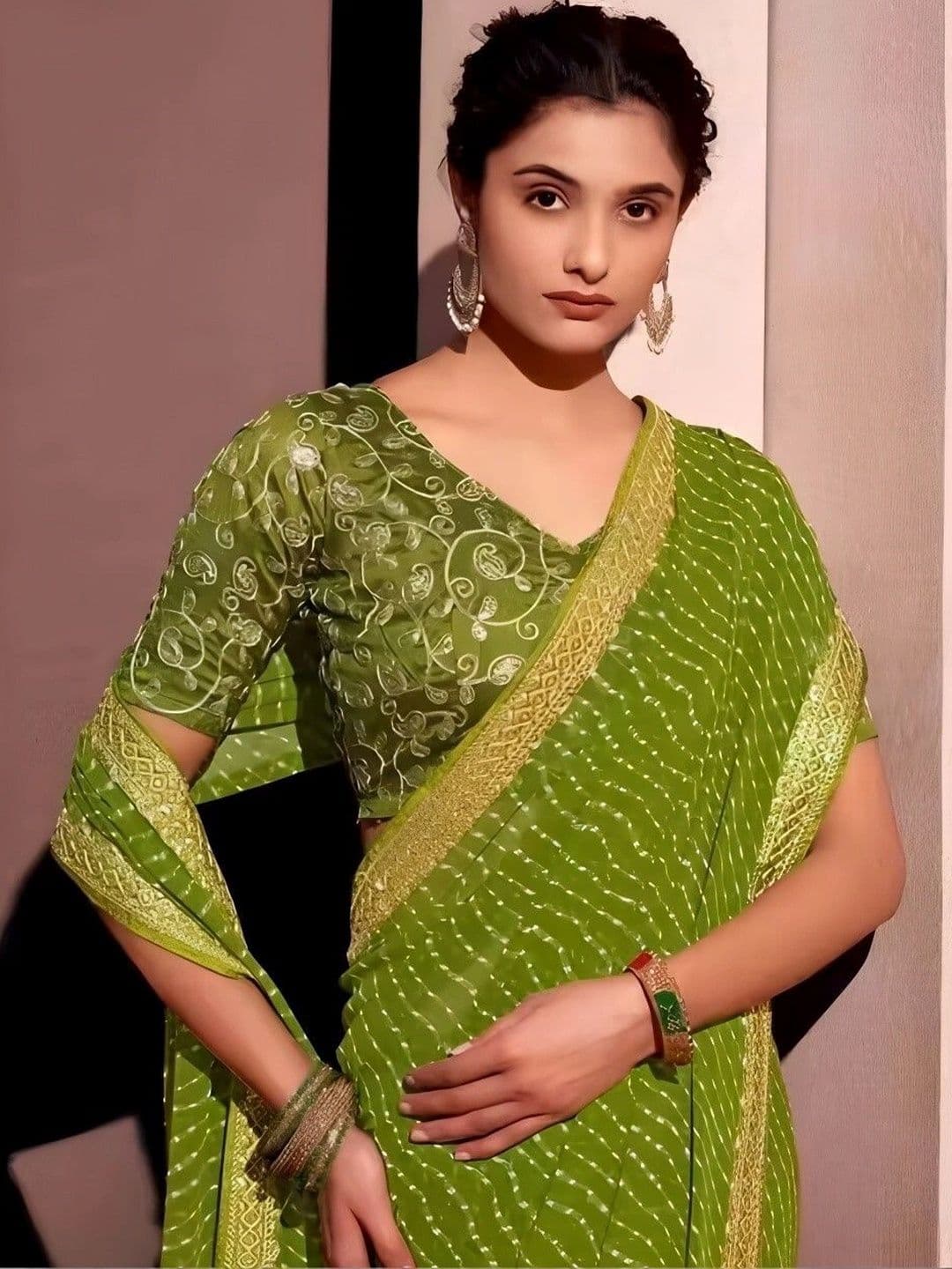 RENBRIZA Leheriya Poly Georgette Saree thumbnail 2